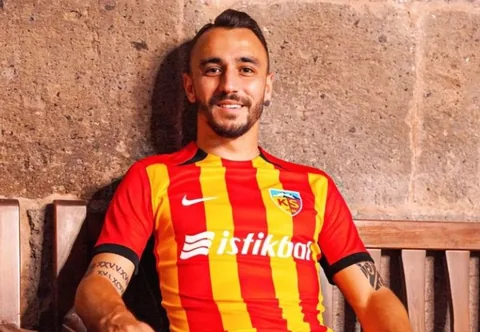 Kayserispor’un yeni sezon formaları tanıtıldı — haber görseli
