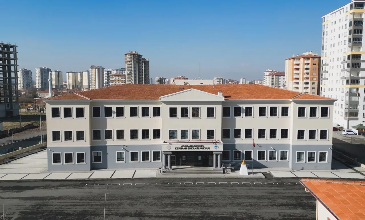 Melikgazi, Yıldırım Beyazıt Mahallesi’nde 2 okulu birden hizmete açacak — haber görseli