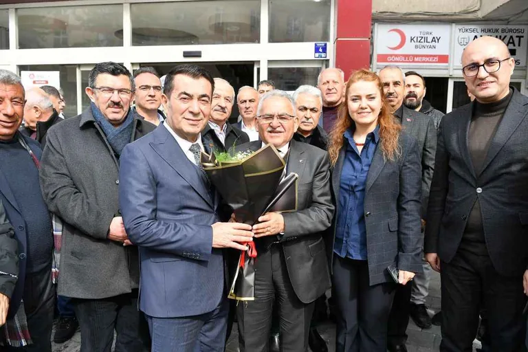  Başkan Büyükkılıç Sahada! Memduh Başkandan Bünyan Çıkarması — haber görseli