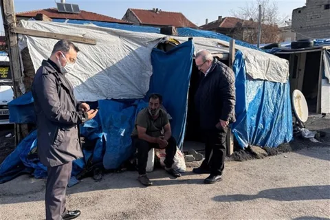 Kayseri Sosyal Hizmetler’den barakada yaşayan aileye destek — haber görseli