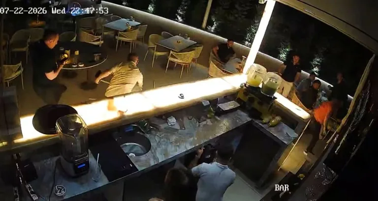 Kayserili İş İnsanı Alaaddin Çağlıköse'ye bıçaklı saldırının görüntüleri ortaya çıktı! — haber görseli
