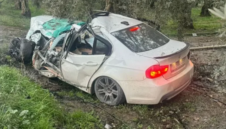 BURSA İznik'te Tankerle Otomobil Çarpıştı: 1 Ölü, 1 Yaralı — haber görseli