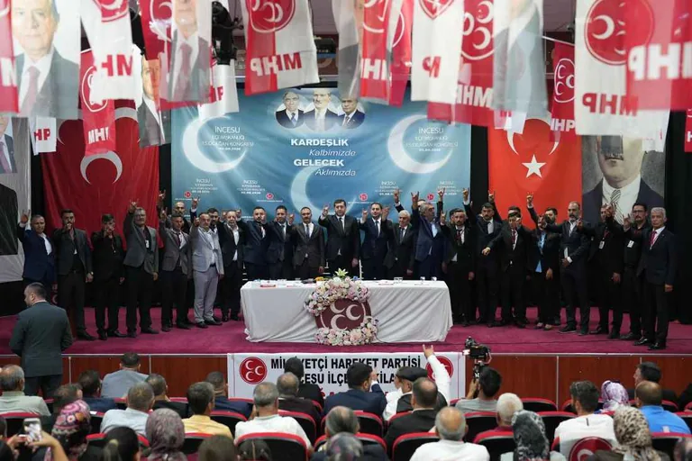 MHP Kayseri'de 10 İlçede Kongre Tamamlandı! 9 Başkan Güven Tazeledi, Hacılar'da Değişim — haber görseli