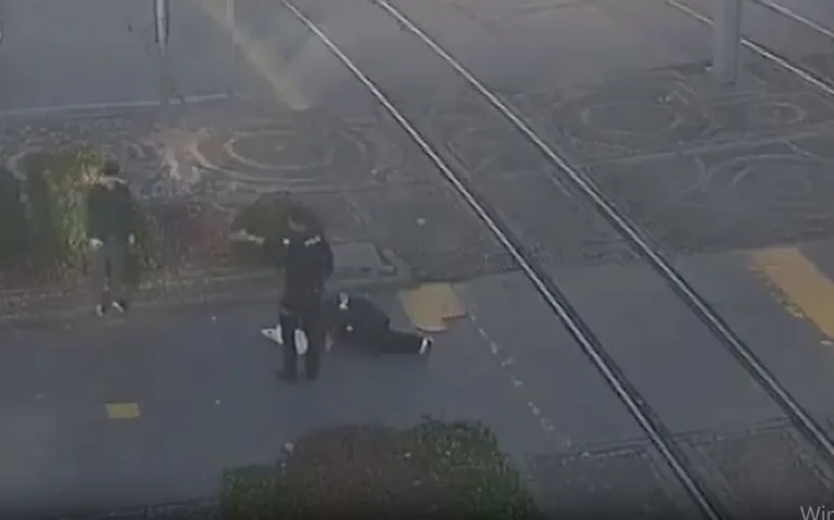 Kayseri polisi sadece görevde değil, gönüllerde de nöbette! Polislerimizden Örnek Davranış — haber görseli