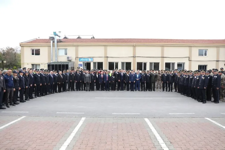 Kayseri Valisi Gökmen Çiçek, Polis ve Jandarma Teşkilatını Ziyaret Etti — haber görseli