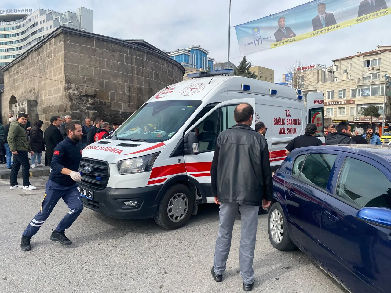 Kayseri'de Meydanında Güpe Gündüz Kanlı Hesaplaşma: 1 Ağır Yaralı — haber görseli