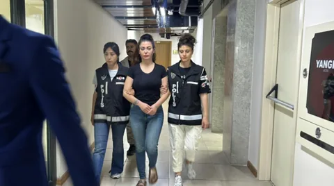Kara Para  Aklama Soruşturmasında gözaltına alınan Fenoman Neslihan ve İnanç Güngen, adliyeye sevk edildi — haber görseli