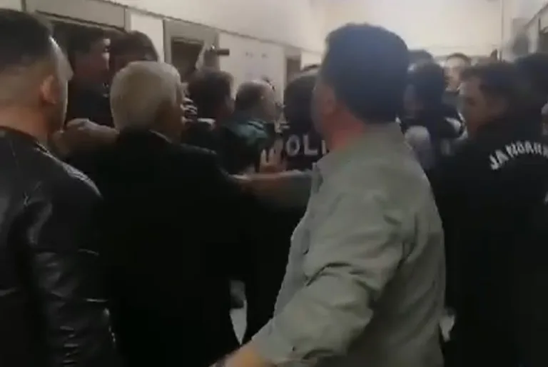 Pınarbaşı'da Neler Oluyor? İddialar Doğru Mu? — haber görseli