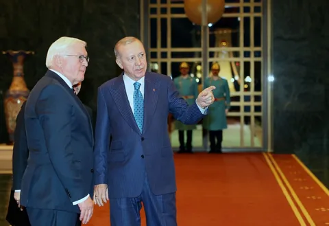 Cumhurbaşkanı Erdoğan, Almanya Cumhurbaşkanı Steinmeier’i Resmi Törenle Karşıladı — haber görseli