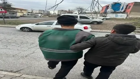 Vicdansızlığın Böylesi! Yardım Çadırından Hırsızlık Yapan Şüpheli Tutuklandı — haber görseli