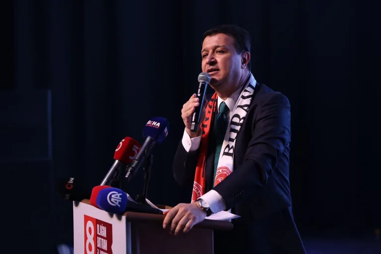 Arıkan’dan İktidara Aşı Tepkisi! Devlet Gecikti Şap Hastalığı Çiftçiyi Vurdu — haber görseli