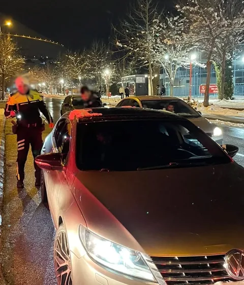 KAYSERİ YOLLARINDA DENETİM FIRTINASI: 1164 SÜRÜCÜYE CEZA YAĞDI! — haber görseli
