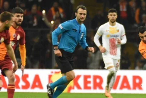 Kayserispor - Beşiktaş maçını Atilla Karaoğlan yönetecek — haber görseli