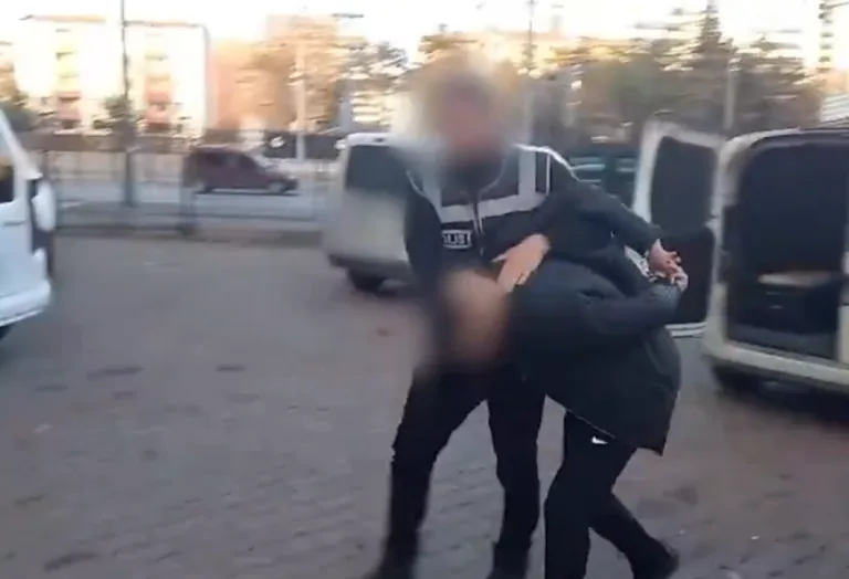 KAYSERİ'DE HIRSIZLIK SUÇUNDAN 13 YIL HAPİS CEZASI BULUNAN ŞAHIS YAKALANDI — haber görseli