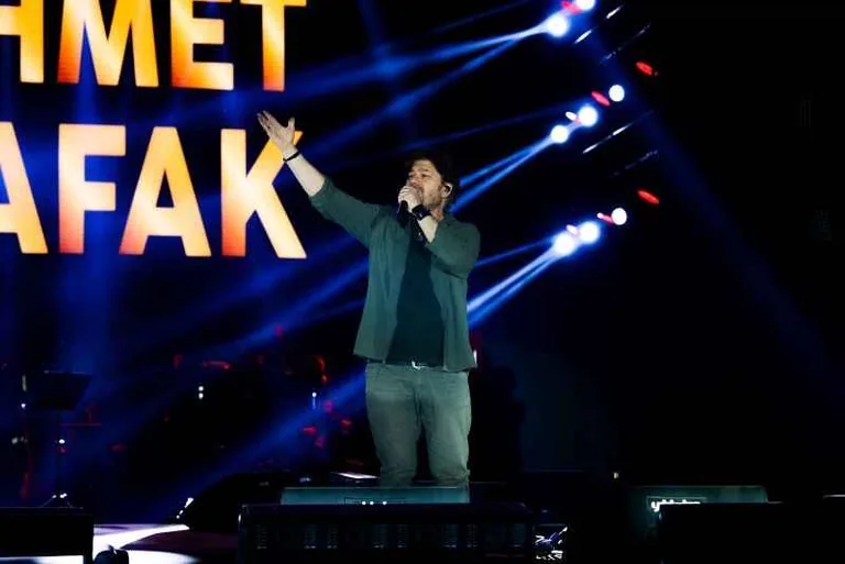 AHMET ŞAFAK’TAN KAYSERİ’DE DUYGU YÜKLÜ GECE!  Kayseri Kültür Yolu Festivali — haber görseli