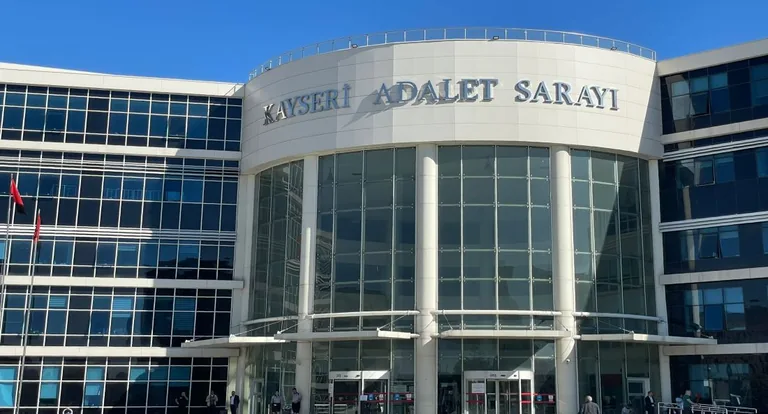 Silah Kazası Müebbetle Bitti: Dede, Torununu Kurtarmaya Çalışırken Öldürdü! — haber görseli