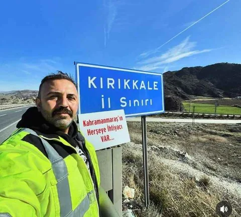 Depremzedeler İçin Tek Başına Yürüyüş Başlatan Başkan Adayı, KAYSERİ'de — haber görseli