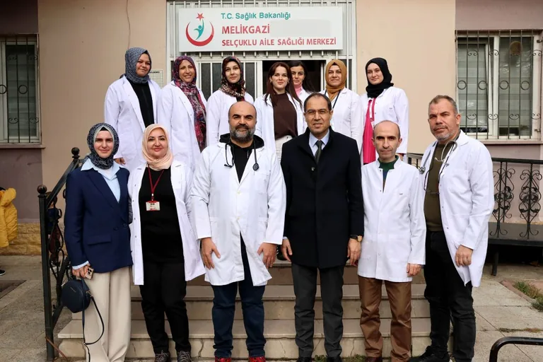 İl Sağlık Müdürü Erşan’dan Melikgazi’de Aile Sağlığı Merkezlerine Ziyaret — haber görseli