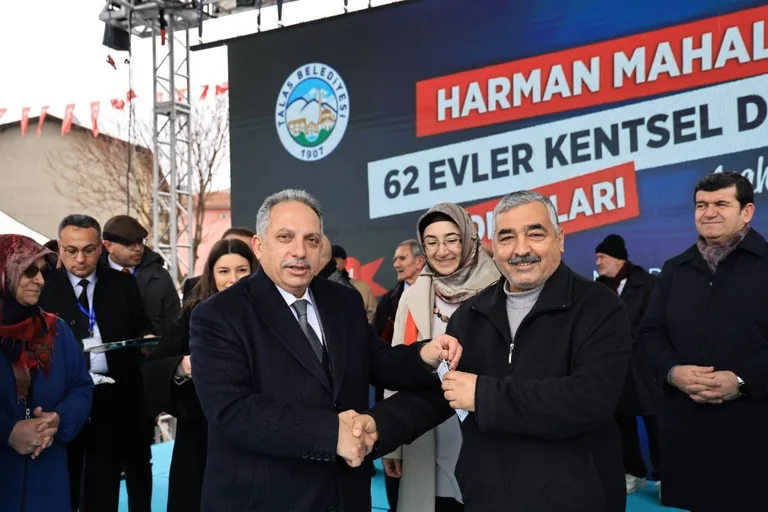 62 Evler Kentsel Dönüşüm Konutları Anahtar Teslim Heyecanı — haber görseli