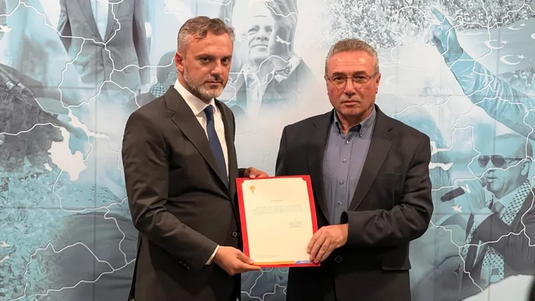 AK Parti'de Bayrak Değişimi! 5 İlçe Başkanı Değişti — haber görseli