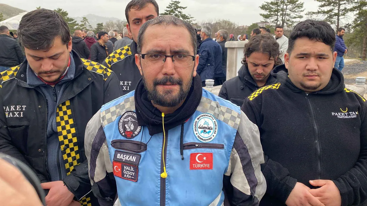 Genç Motokurye, Kazada Hayatını Kaybetti! 26 Yaşındaki Mehmet'in Ardında Bıraktığı Acı Hikaye — haber görseli