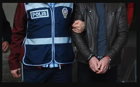 YOZGAT MERKEZLİ DEV OPERASYON: SAHTE VİDEOLARLA SERVET ÇALAN ÇETEYE KELEPÇE! — haber görseli