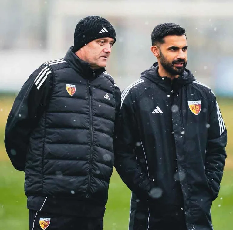 Kayserispor’da Kar Altında Tempolu Antreman! Erling Moe İlk Antrenmanına Çıktı — haber görseli