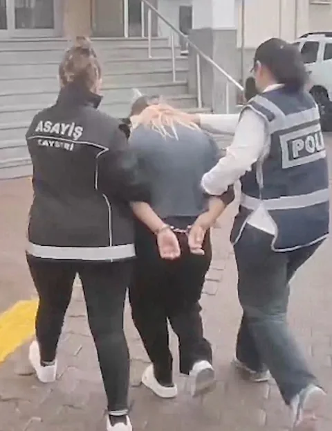 Kayseri Polisi Firari Hükümlüyü Yakaladı! 31 Yıl Hapis Cezası Bulunan Kadın Yakalandı — haber görseli