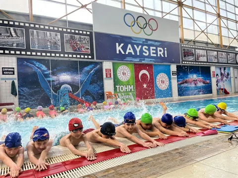 Kayseri’de “Yüzme Bilmeyen Kalmasın” Projesi Devam Ediyor — haber görseli