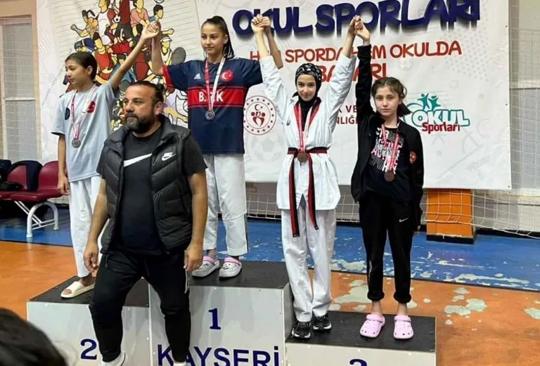 Erva Emniyet Spor Kulübünden 6 Madalya — haber görseli