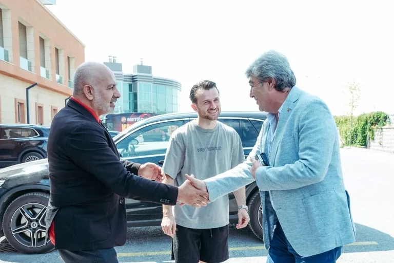 AK Parti Milletvekili Dursun Ataş’tan Kayserispor Başkanı Ali Çamlı’ya ziyaret — haber görseli