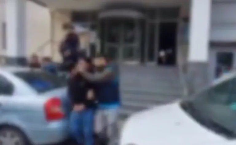 Kayseri'de Bıçaklı Cinayet! 4 Şüpheli Yakalandı, 2'si Tutuklandı — haber görseli