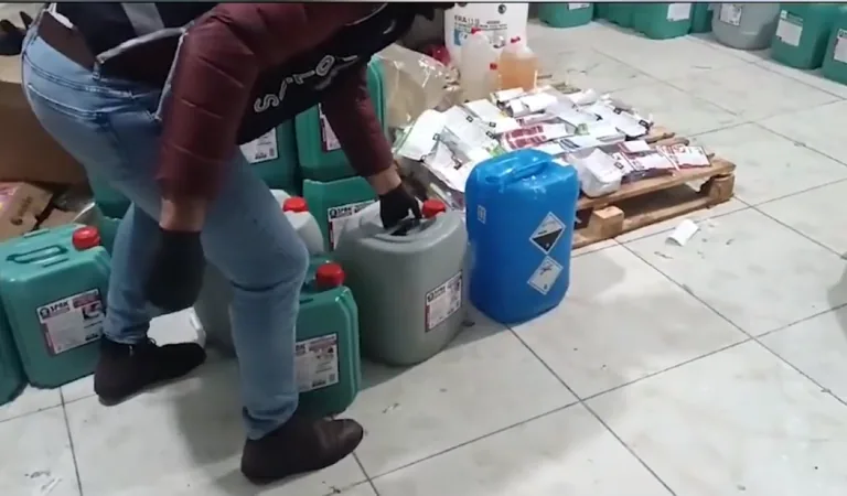 Kayseri'de Depoya Baskın: Tonlarca Sahte Deterjan ve Oda Parfümü Ele Geçirildi! — haber görseli