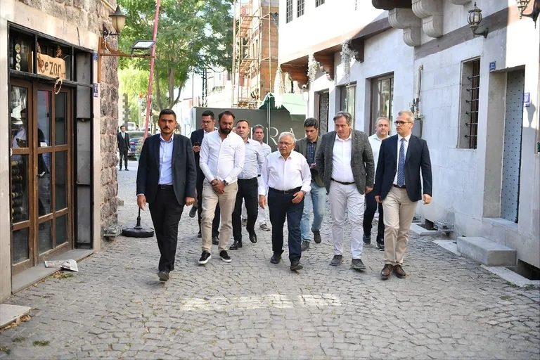 Başkan Büyükkılıç ile Tarihi Kayseri Mahallesi Yeniden Hayat Buluyor — haber görseli