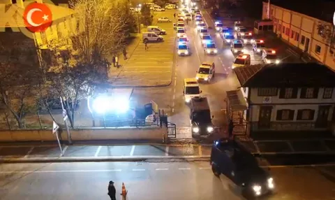 Flaş! Kayseri'de Silahlı Suç Örgütü Çökertildi: 22 Şüpheli Yakalandı — haber görseli