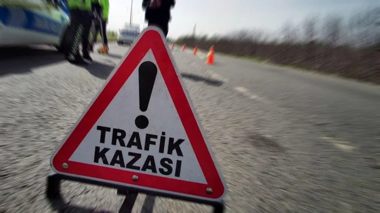 YOZGAT'TA KORKUNÇ KAZA: Kontrolden Çıkan Araç Takla Attı: 3 Yaralı — haber görseli
