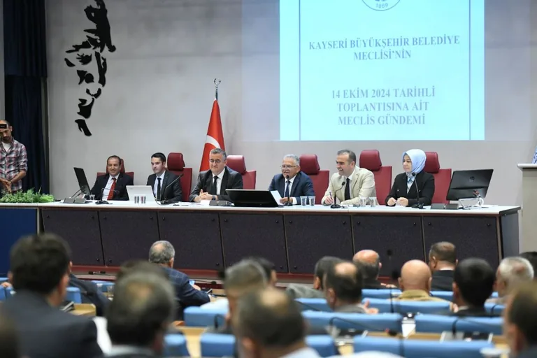 Büyükşehir Meclisi'nde Gündem: İstanbul Dünya Ticaret Merkezi'nin Hisse Devri Reddedildi — haber görseli