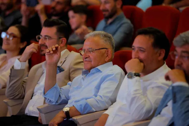 Türk Dünyasının Ozanları Kayseri’de Buluştu! Büyükkılıç: “Bu Güzel Organizasyon Kayseri’mize Yakıştı” — haber görseli