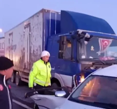Kayseri Kuzey Çevre Yolunda Feci Kaza! 2 Ölü 1 Yaralı — haber görseli