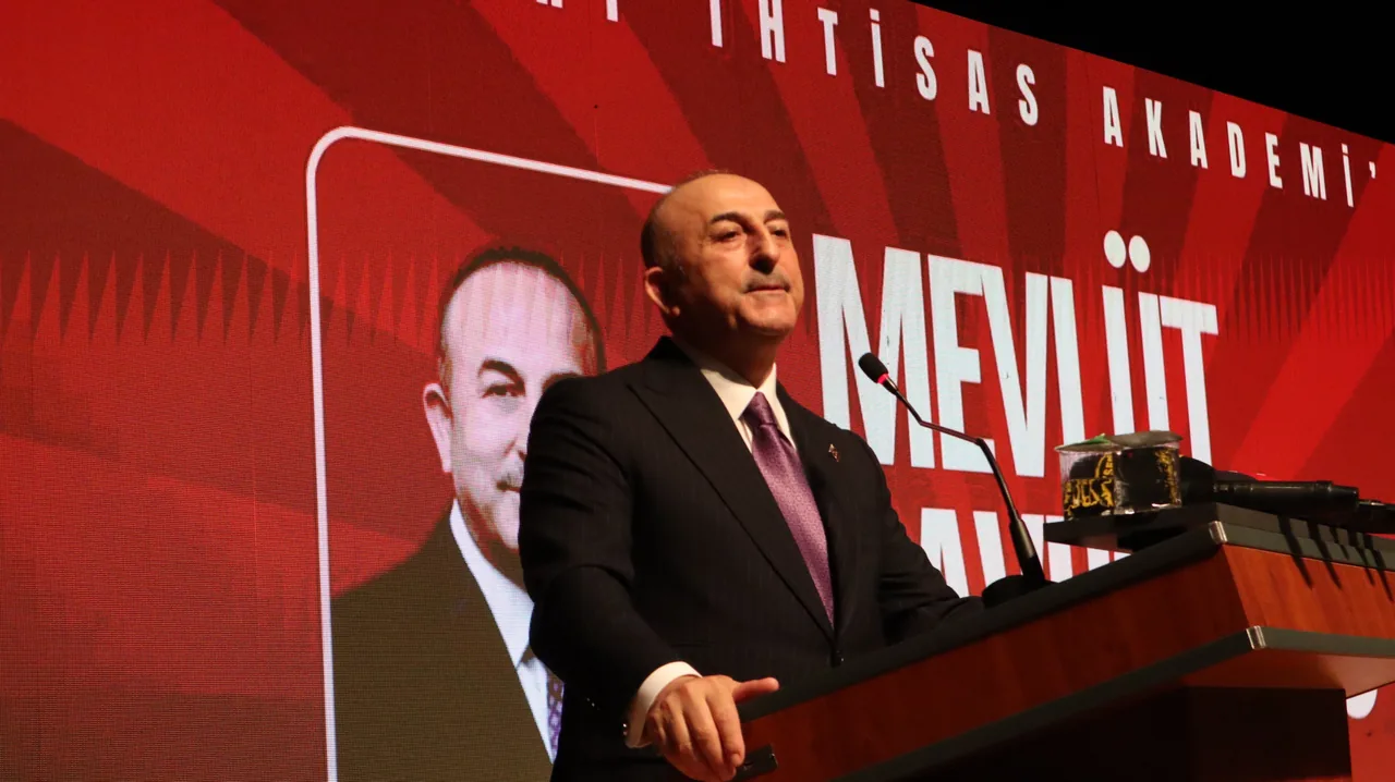 Eski Dışişleri Bakanı MEVLÜT ÇAVUŞOĞLU Kayseri’den Dünyaya Seslendi: BU İŞLERİN TÜM SORUMLUSU İSRAİL’DİR — haber görseli