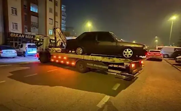 Görüntüler Sosyal Medyayı Salladı, Polis Affetmedi! Araç Trafikten Men, 66 Bin TL Ceza — haber görseli