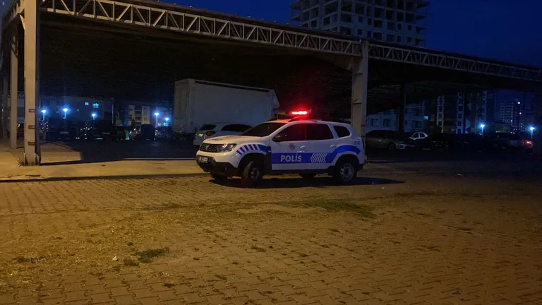 Zümrüt Mahallesi Pazar Yerinde Silahlı Kavga — haber görseli