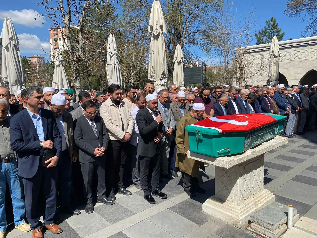 Somali'de Bombalı Saldırıda Hayatını Kaybeden Şehit Abdurrahim Yörük, Son Yolculuğuna Uğurlandı — haber görseli