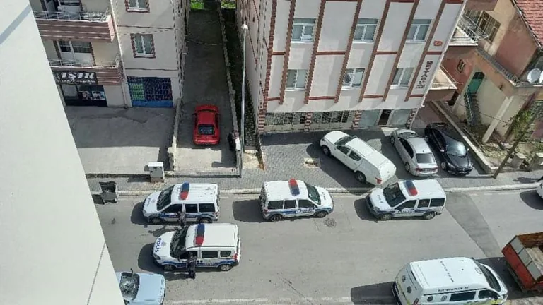 Kayseri'de Cinayet! Önce Aracını Taşladı Sonra Bıçaklayarak Öldürdü — haber görseli