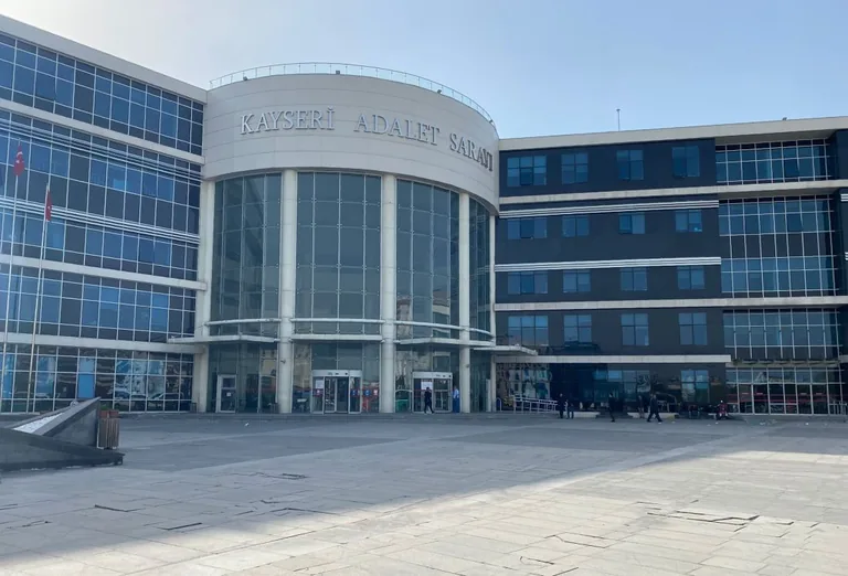 Motosikleti yağmaladığı gerekçesiyle yargılanan şahıs suçlamayı reddetti — haber görseli
