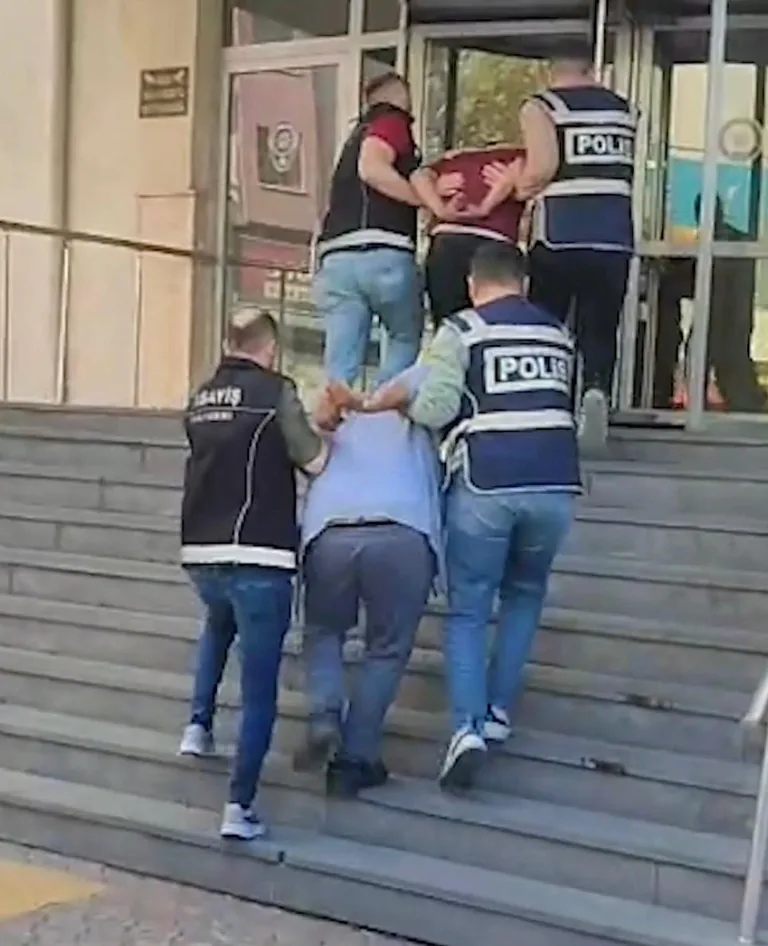 Kasten Öldürme Suçundan Aranan 2 Hükümlü Kayseri'de Yakalandı — haber görseli
