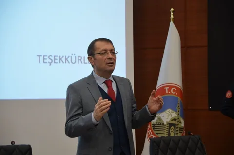 Vali Çiçek'ten Vali Yardımcısı Şenol Esmer için taziye mesajı — haber görseli