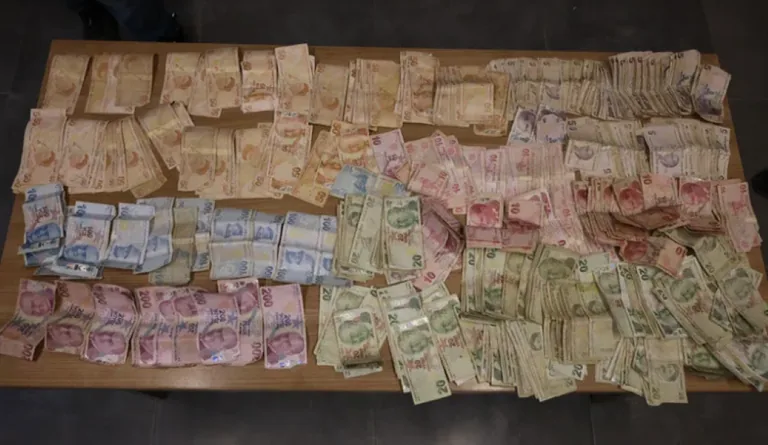 Dilencinin Üzerinden Çıkan Para 'Yok Artık' Dedirtti — haber görseli
