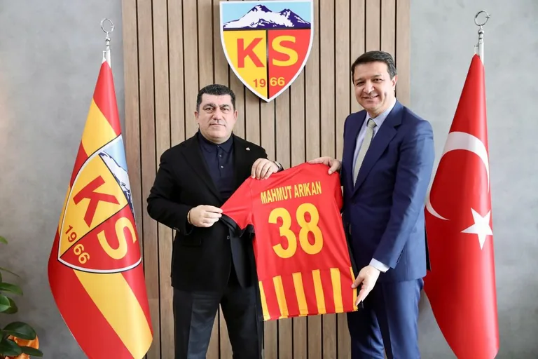 Saadet Partisi Genel Başkanı Mahmut Arıkan’dan Kayserispor’a Ziyaret — haber görseli