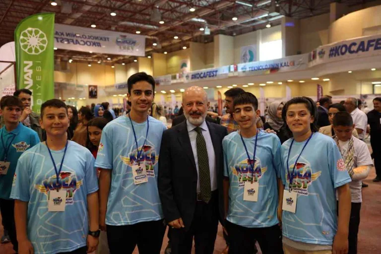Kocasinan Teknoloji Festivali KOCAFEST İle Gençlerin Hayalleri Gerçekleşiyor — haber görseli